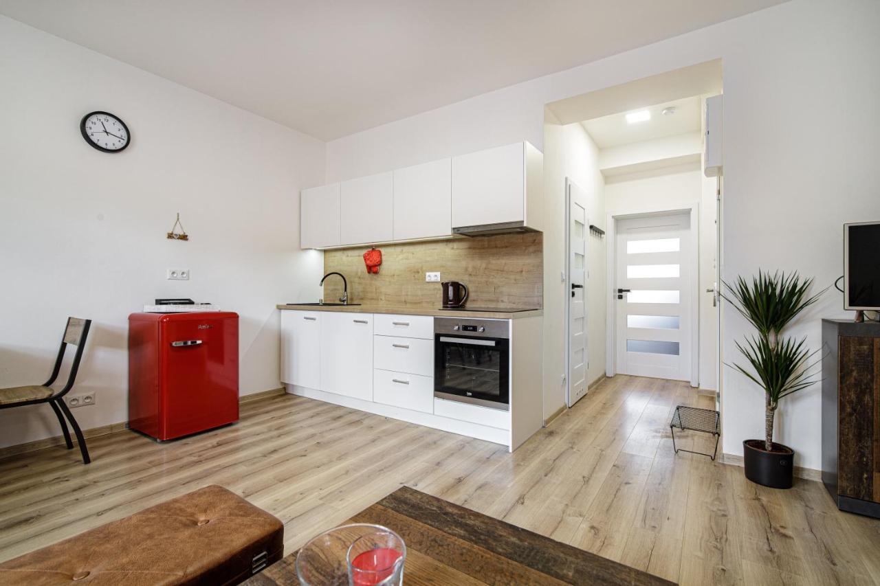 Apartment Hotel Stud Mb Ostrava Ngoại thất bức ảnh