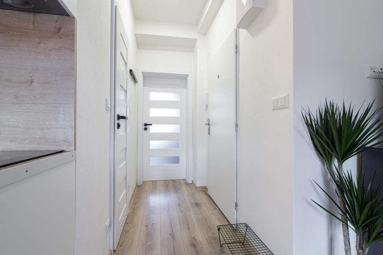 Apartment Hotel Stud Mb Ostrava Ngoại thất bức ảnh