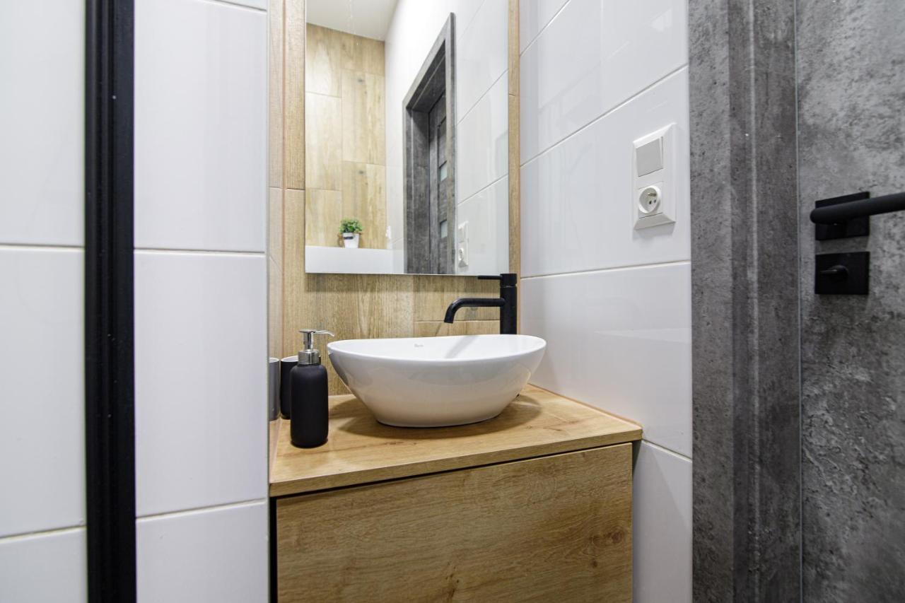 Apartment Hotel Stud Mb Ostrava Ngoại thất bức ảnh