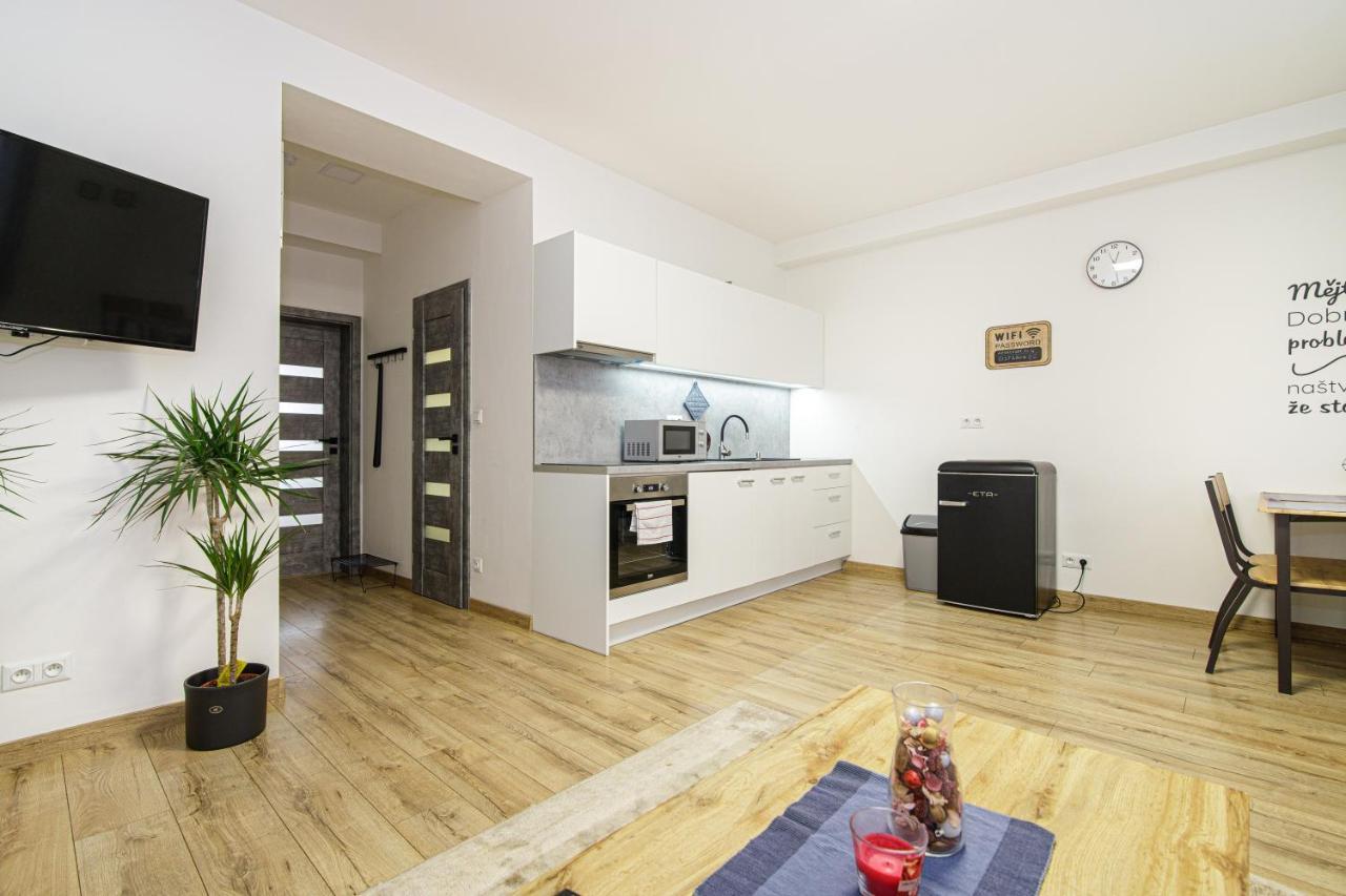 Apartment Hotel Stud Mb Ostrava Ngoại thất bức ảnh