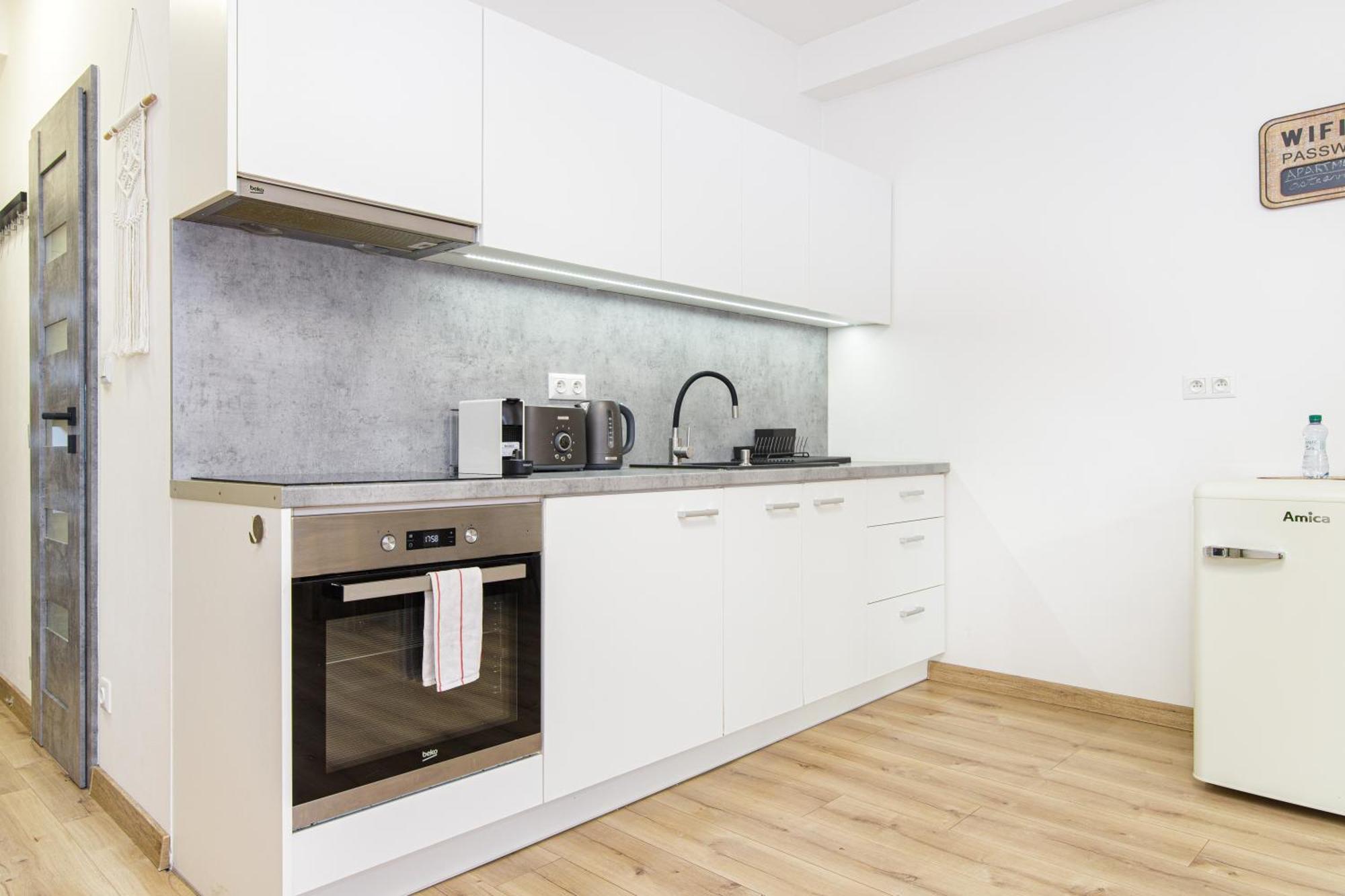 Apartment Hotel Stud Mb Ostrava Ngoại thất bức ảnh
