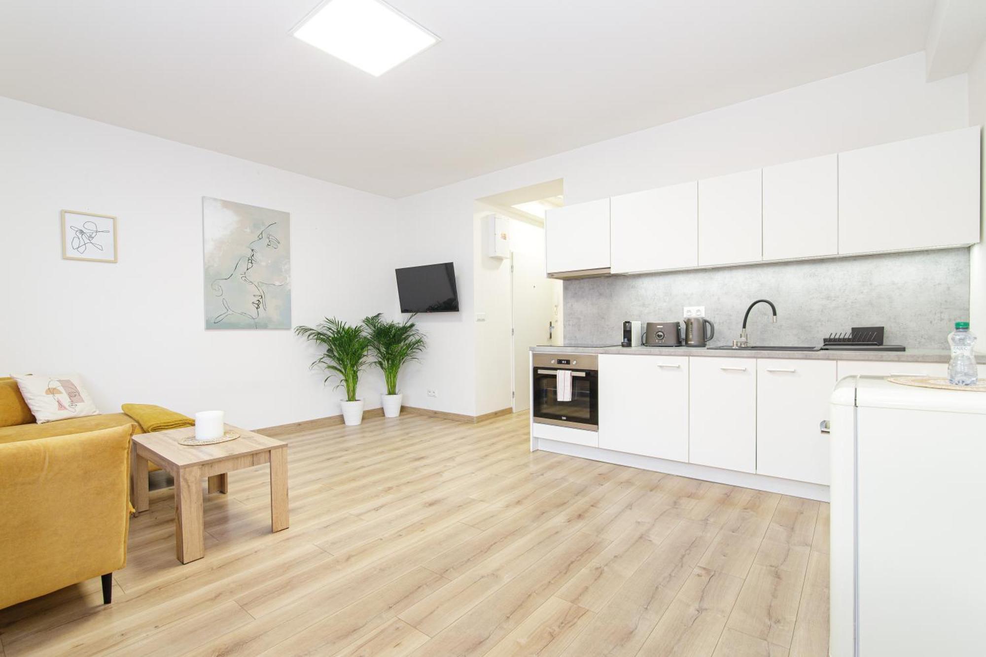 Apartment Hotel Stud Mb Ostrava Ngoại thất bức ảnh