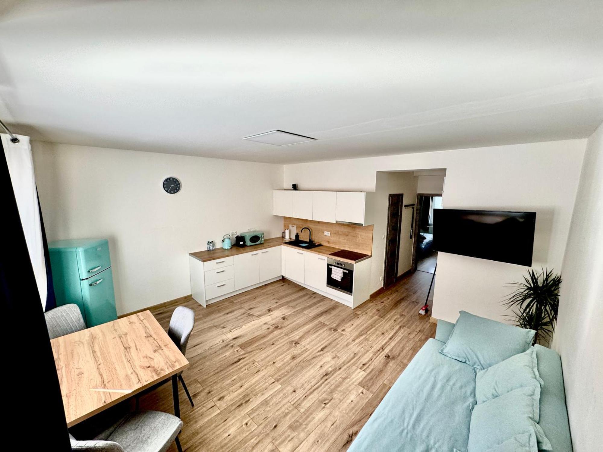 Apartment Hotel Stud Mb Ostrava Ngoại thất bức ảnh
